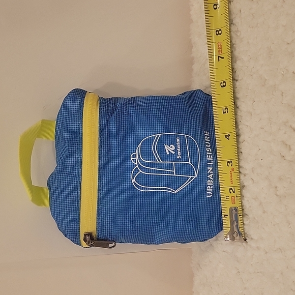 Foldable backpack - Picture 5 of 6